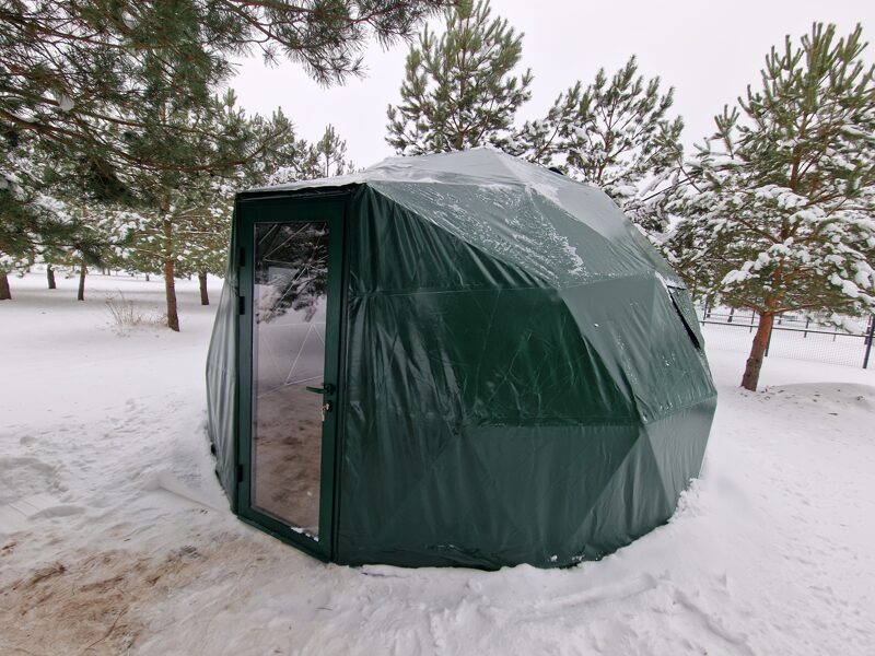 PVC  UN ALUMĪNIJA DURVIS