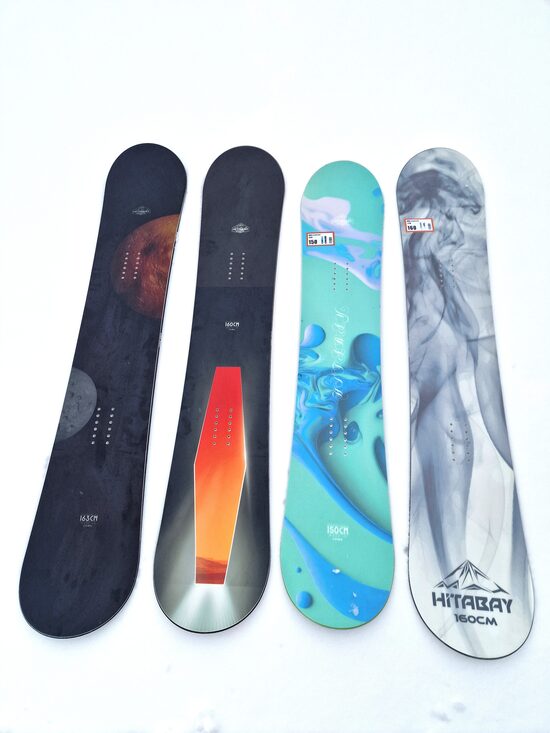 SNOVBORDA DĒĻI HITTABAY